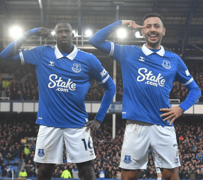 Everton tar emot formstarka Chelsea på Goodison Park